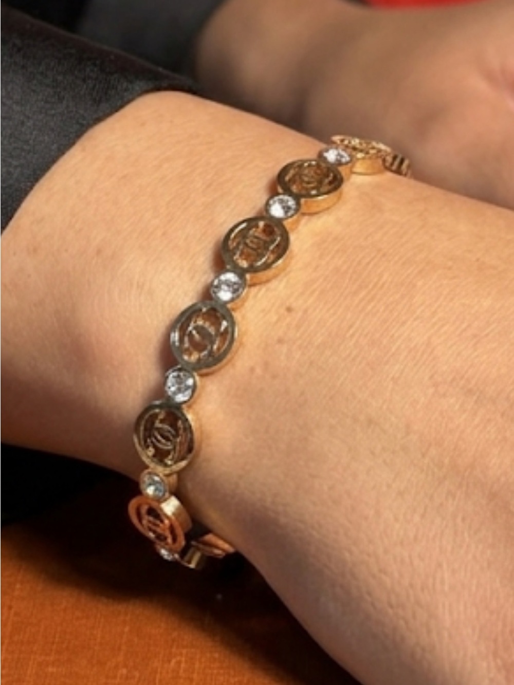 Fashion Jewelry Gold and Clear Crystal Round-Link Bracelet